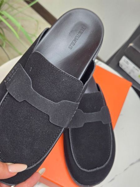 Жіночі замшеві мюлі Herm&egrave;s Go mule чорні 978544 фото
