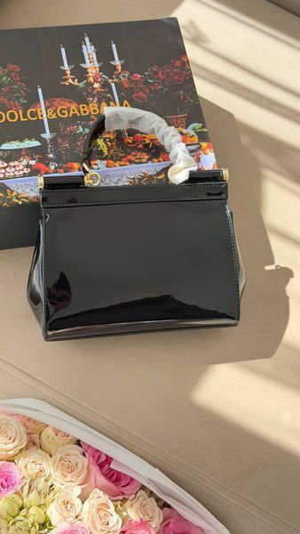 Жіноча лакована сумка Dolce & Gabbana Sicily Black Gold 999733 фото
