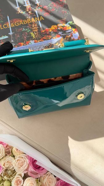 Жіноча лакована сумка Dolce & Gabbana Sicily Green Gold 34551 фото