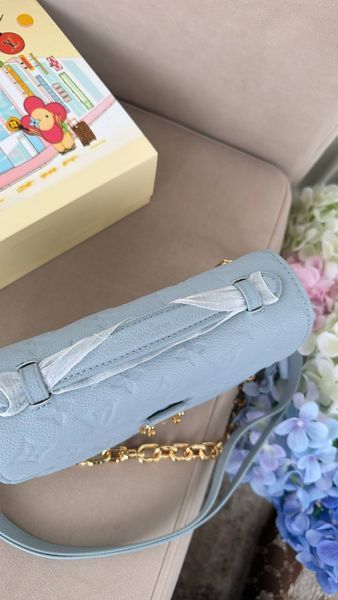 Жіноча сумка Louis Vuitton Mini Pochette M&eacute;tis Блакитна 00022525 фото