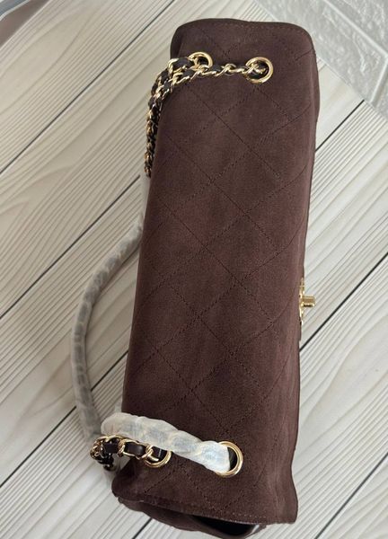 Жіноча замшева сумка Chanel Classic Maxi Flap Bag Chocolate Gold 88899553 фото