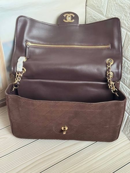 Жіноча замшева сумка Chanel Classic Maxi Flap Bag Chocolate Gold 88899553 фото