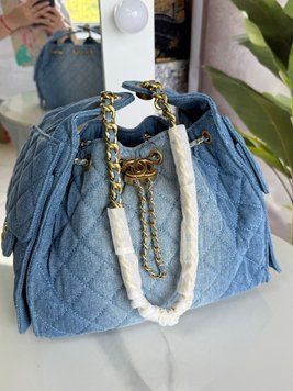 Жіноча джинсова сумка Chanel Denim Drawstring Bag синя з золотом 88737 фото
