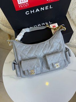 Жіноча шкіряна сумка Chanel Business Affinity Cargo Hobo сіра з золотом 64735 фото