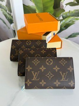 Шкіряний компактний гаманець Louis Vuitton Lisa Wallet Monogram 658687 фото