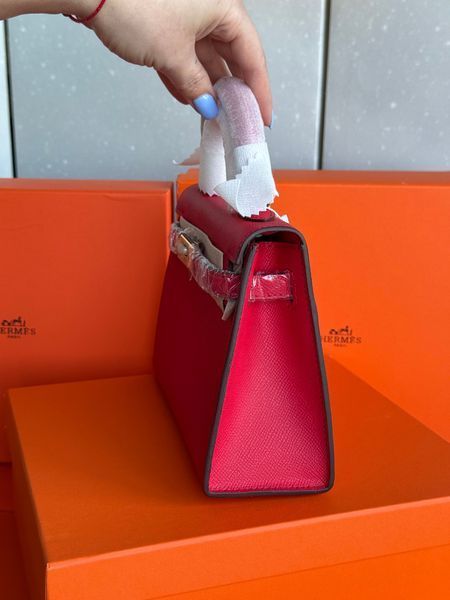 Жіноча шкіряна сумка Herm&egrave;s Kelly Mini 20 Rose Epsom Gold Hardware 09096363 фото