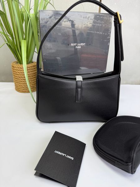 Жіноча шкіряна сумка Saint Laurent Le 5 &agrave; 7 чорна 3453 фото