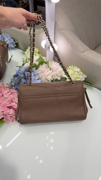 Жіноча шкіряна сумка Chanel Caviar Flap Bag Taupe 000958 фото