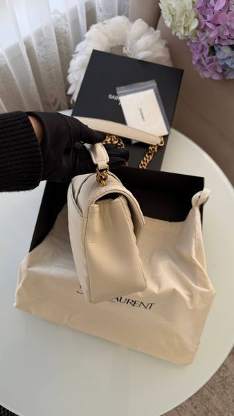 Шкіряна сумка Saint Laurent YSL College Cream 888444 фото