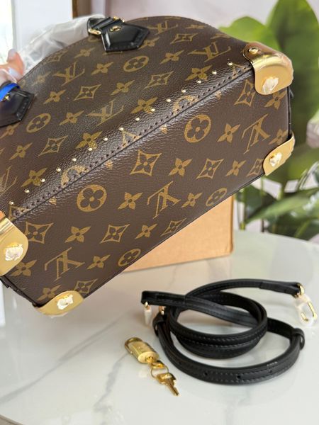 Жіноча сумка Louis Vuitton Alma BB Studded Monogram 99804574 фото